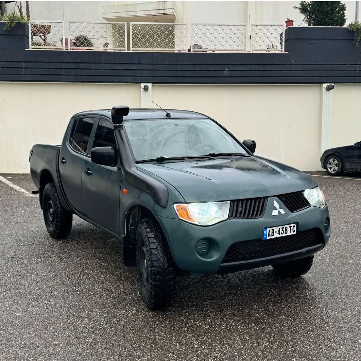 Mitsubishi L200