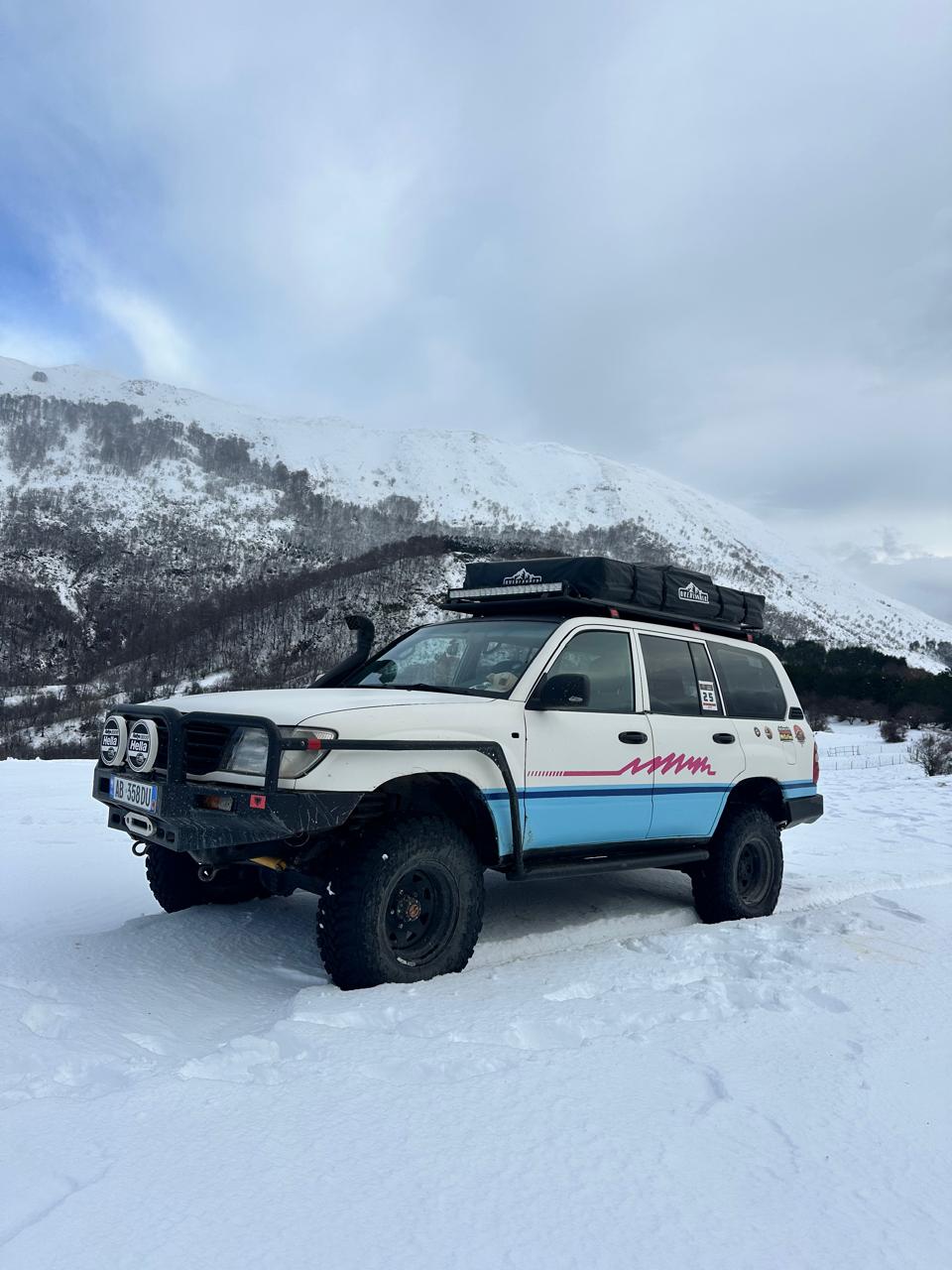 Toyota With Roof Tent&Camping Kit