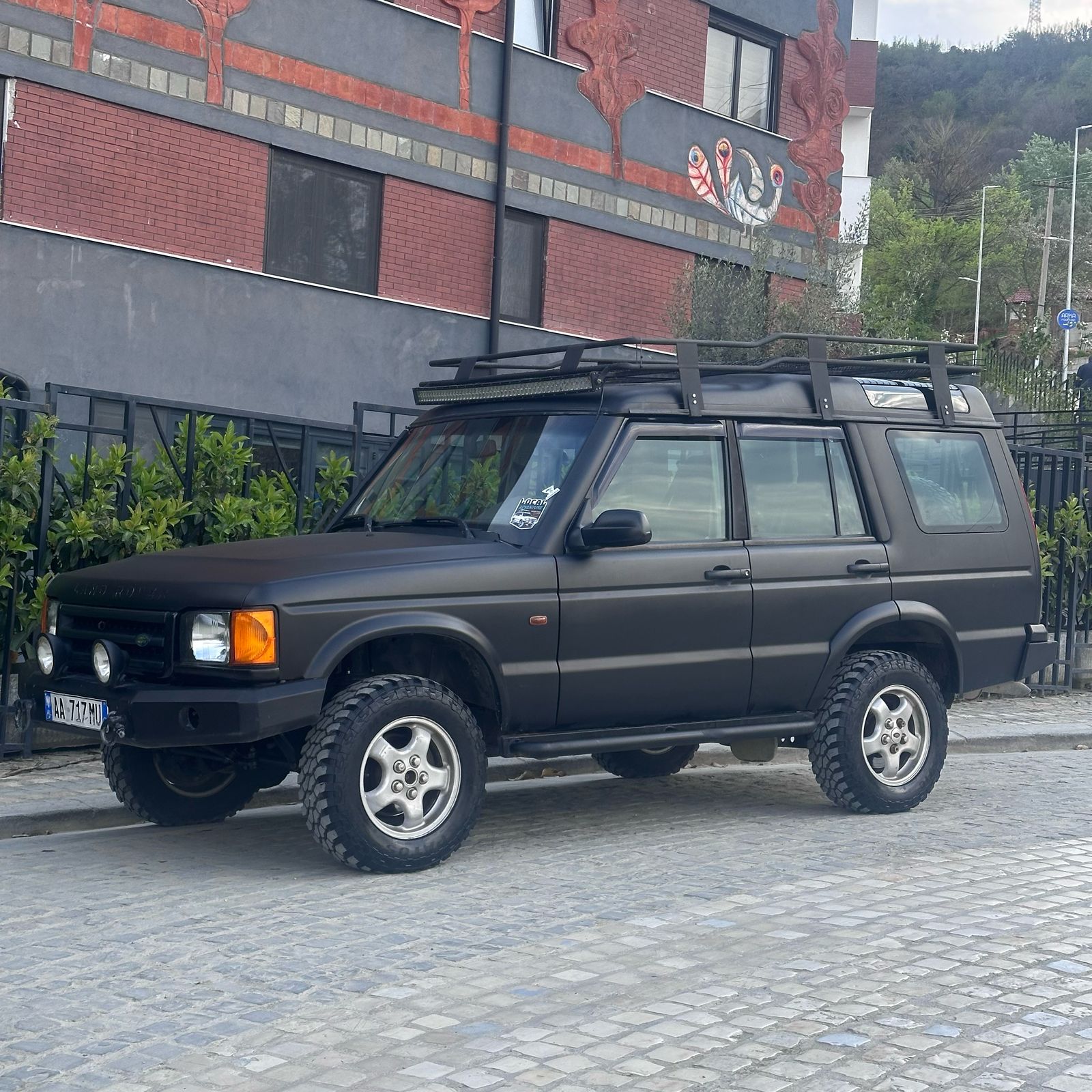 Land Rover Discovery Black